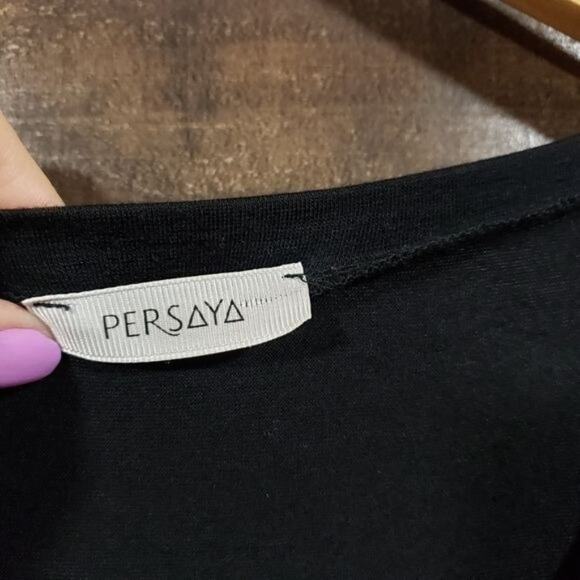 Persaya rock festival skull and Roses graphic top woman's size 1X - Picture 5 of 6